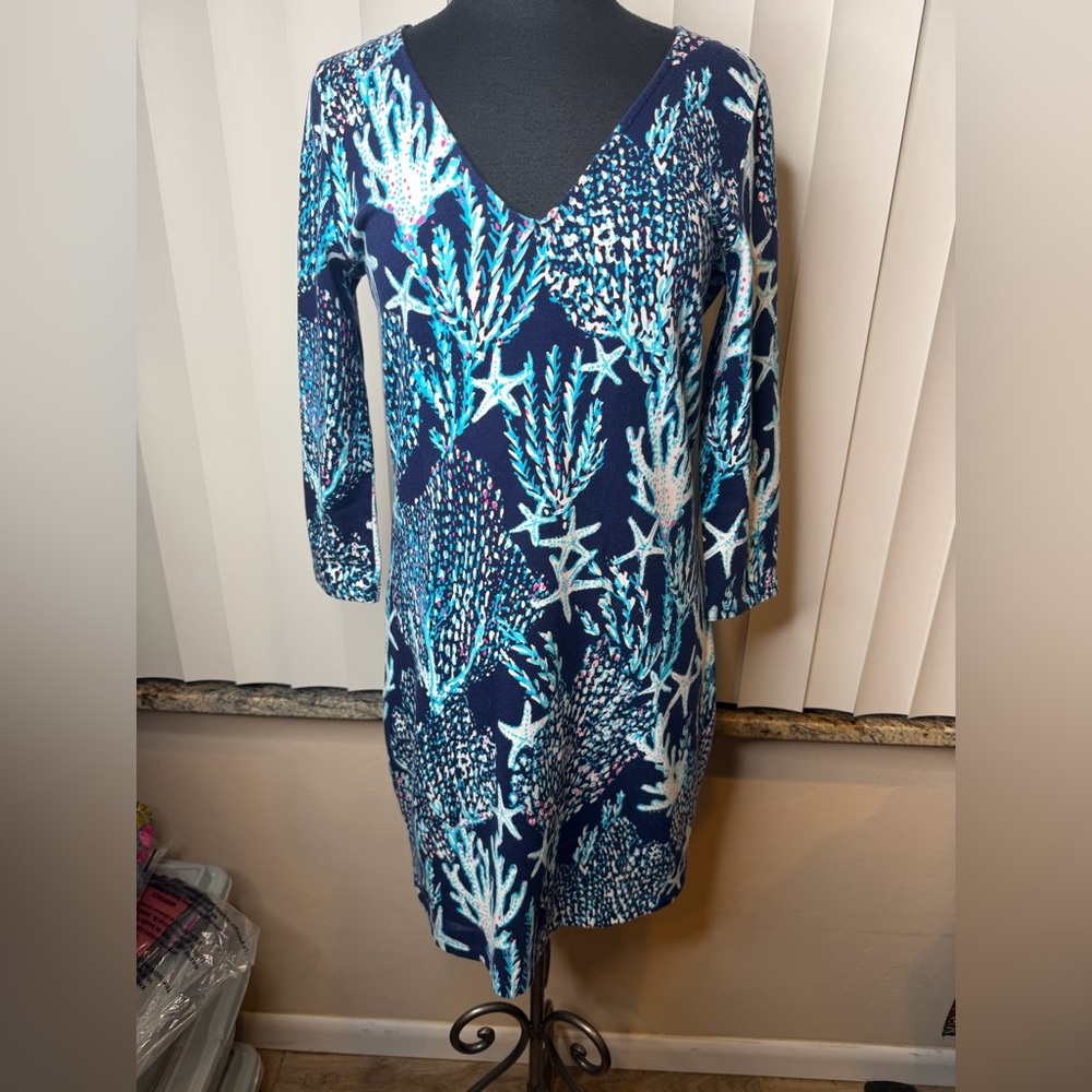 Lilly Pulitzer Clarke V-neck French Terry dress in the "Good Reef" print Size M